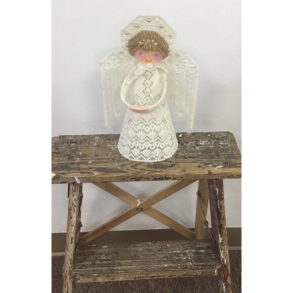 VTG Retro Christmas Angel Tree Topper Handmade Plastic Canvas Yarn Pearls 12"😇 - Picture 1 of 2